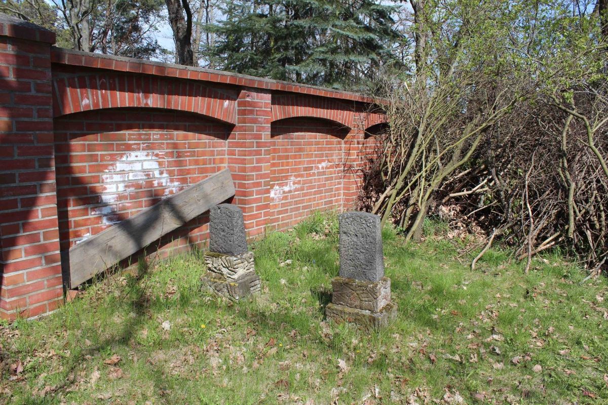 (4) Bergkapelle mit Jüdischem Friedhof und Kriegsdenkmal