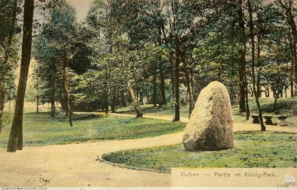 Erratic boulder commemorating the navigability tradition on the Neisse River