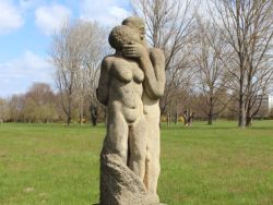 Skulptur Liebespaar