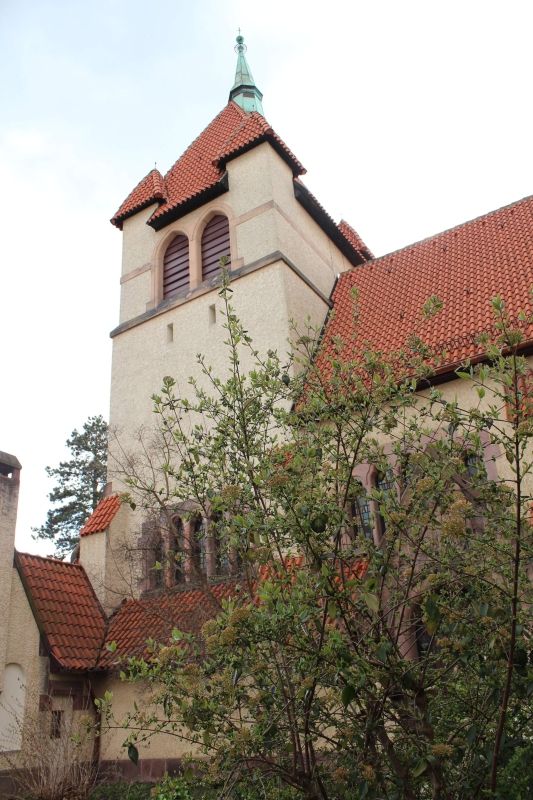 (5) Kościół dawnego ewangelicko-augsburskiego obrządku pw. Dobrego Pasterza (niem. Kirche des Guten Hirten)