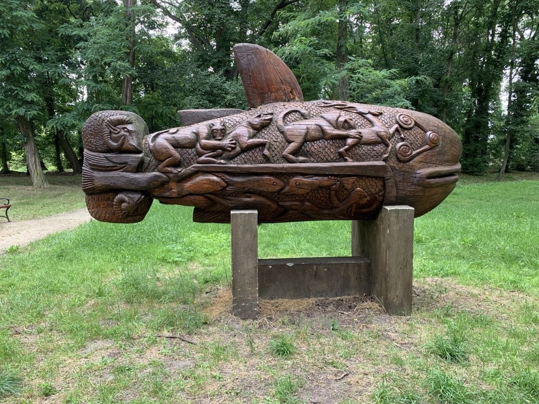 (3) Holzskulptur Der goldene Schatz aus Witaszków (pol. Z?oty Skarb z Witaszkowa)
