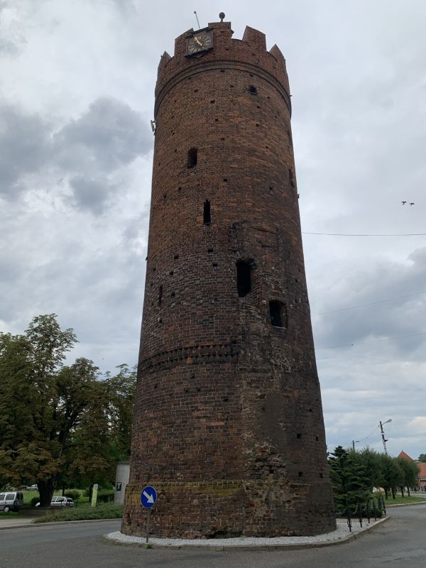 (1) Ostrowska Gate Tower (Ger. Werder Turm)