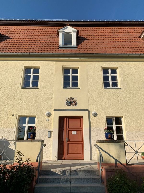 (1) Herrenhaus Deulowitz
